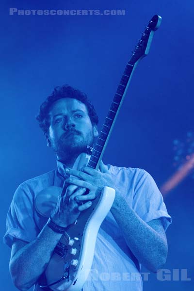 METRONOMY - 2011-09-11 - PARIS - Parc de Bagatelle - 